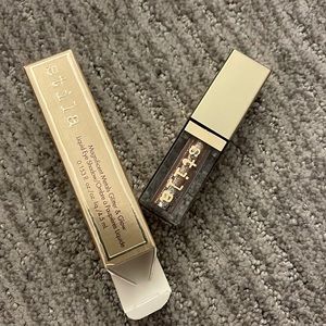 Stila liquid eyeshadow in smoldering satin